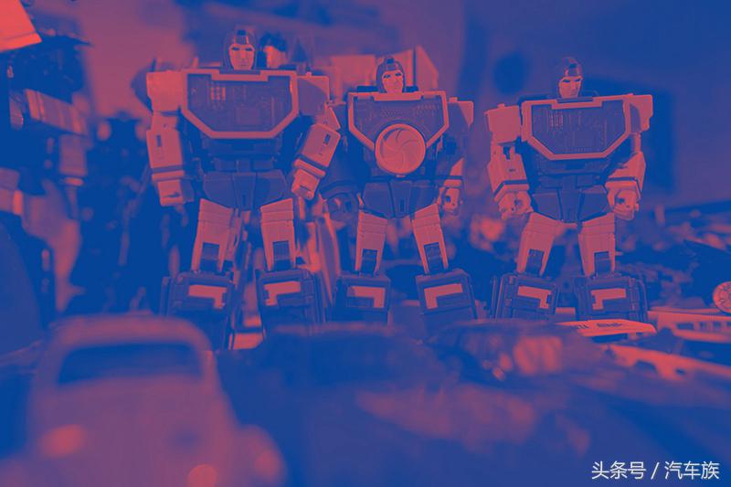 关于变形金刚的视频,关于变形金刚的玩具视频