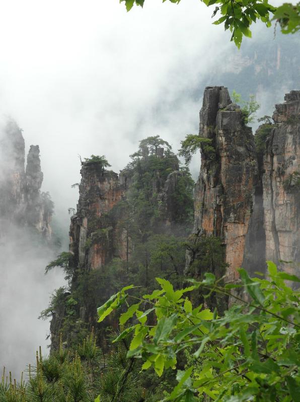 张家界风景太美下雨天却看不清,张家界下雨天哪里好玩
