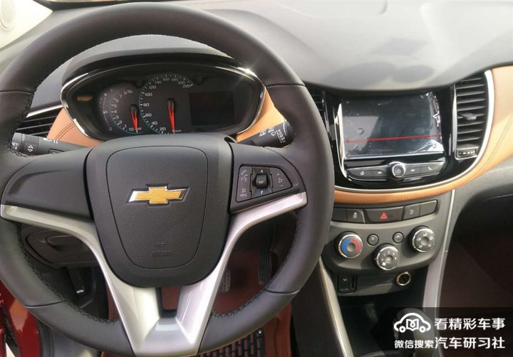 雪佛兰创酷2014款与2016款区别,雪佛兰trax创酷2016款1.4t