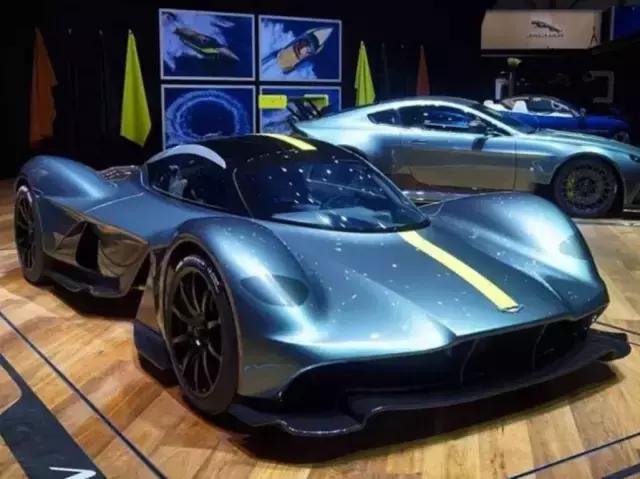 你还记得以前的小轿车吗,比亚迪当年第一款跑车