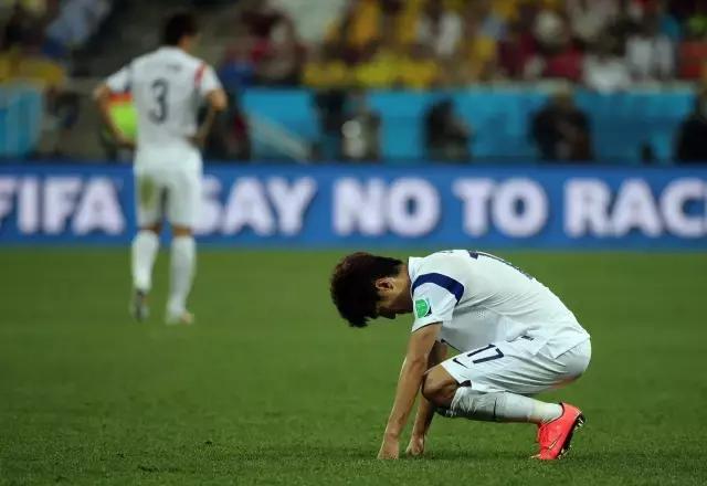 韩国队三球险胜难掩颓势,对手悍将表现无解