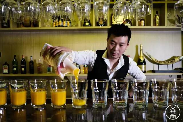 郑州最隐蔽的酒吧,郑州最嗨的两个酒吧