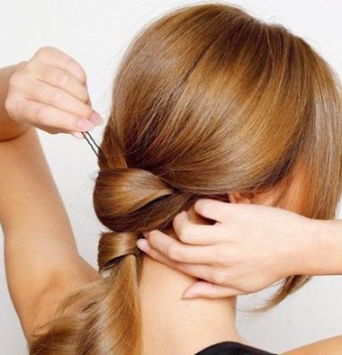 没刘海怎么扎好看的马尾辫,没有刘海短发马尾辫教程