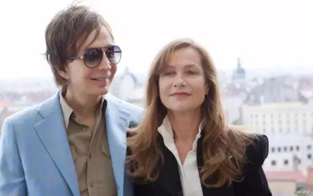 这位消失了二十年的顶级导演最近神秘回归