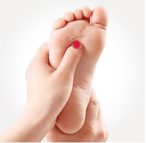 急性扁桃体炎按哪个穴位,急性扁桃体炎针灸哪个穴位