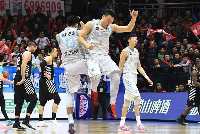 熊猫战魔王取得完胜，大韩内线完爆周琦，这种技术何以征战NBA