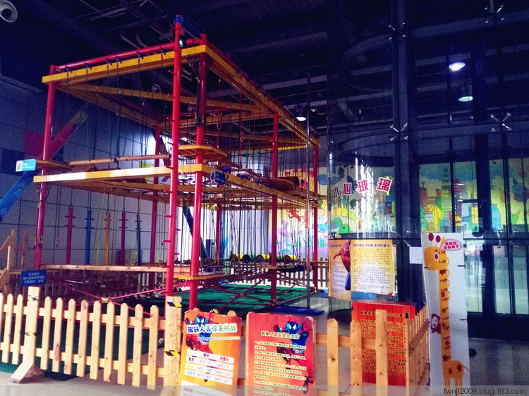 南京10岁孩子玩的地方一日游,南京科技馆带孩子一日游