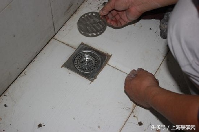 原来地漏要这么装才正确怪不得我家总是冒臭气