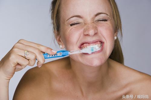 坐月子要遵照老一辈的风俗吗,坐月子需认清这九大误区