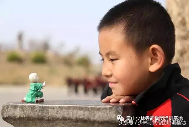 为什么出门看队列进门看内务,入门看内务出门看队伍