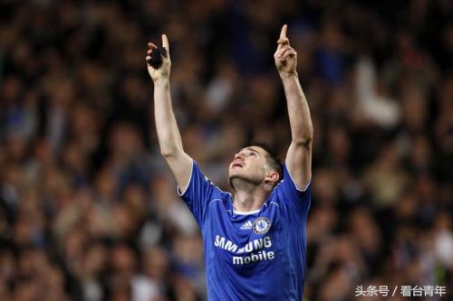 足球赛场上那些震撼庆祝瞬间,感动庆祝动作