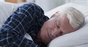 中老年预防血稠用什么药,老年人怎么关注血管