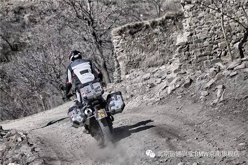兴悦会BMW摩托车俱乐部挑战京西黄石港