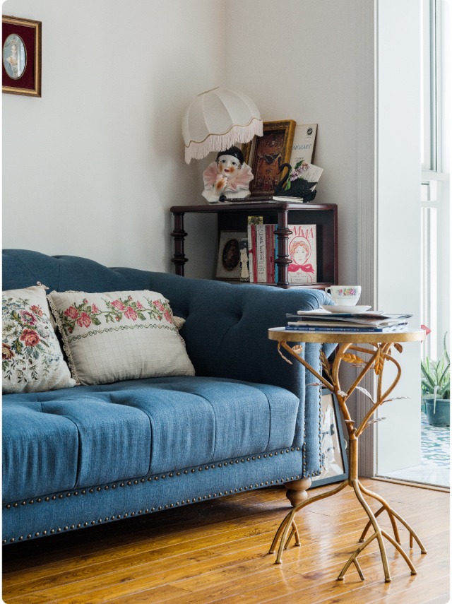 她凑来一堆二手家具，装了人生的第一套房子，关键还特别好看！