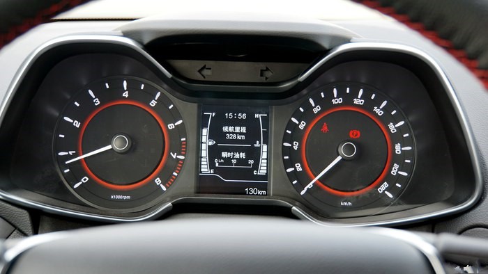 居家代步新能源车推荐10万,家用轿车奇瑞艾瑞泽5