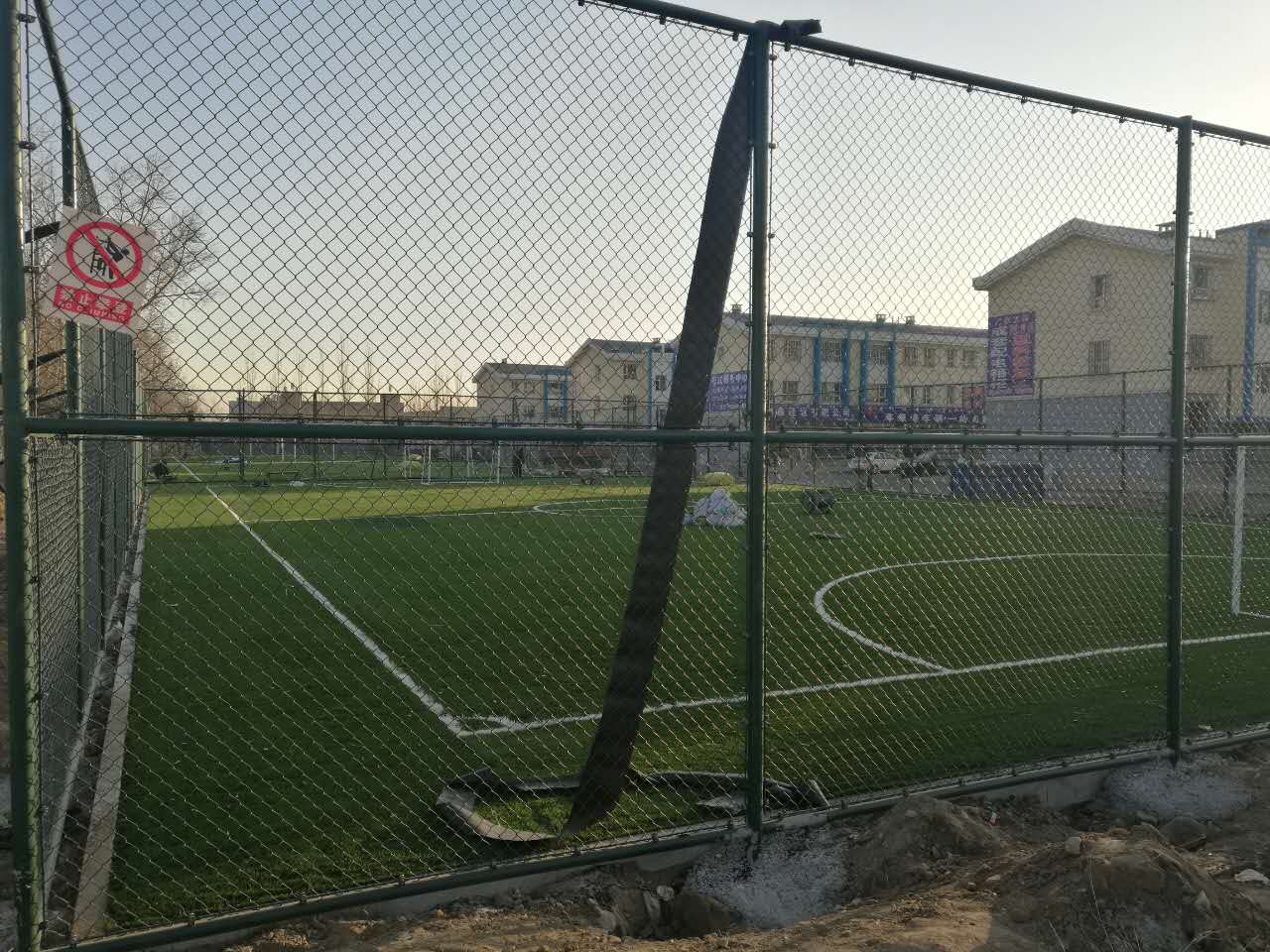 呼和浩特市回民区体育训练馆,回民学校足球