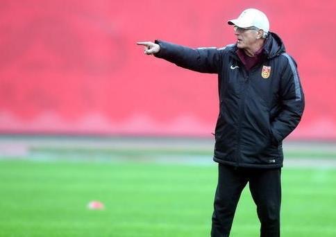 里皮带领国足辉煌时刻,里皮带领国足的比赛