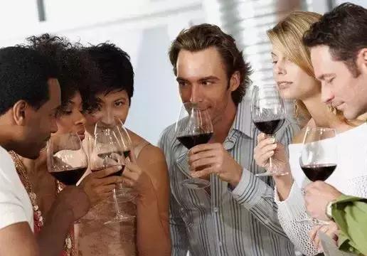 痛风患者怎么吃最合适,痛风怎么喝好得快