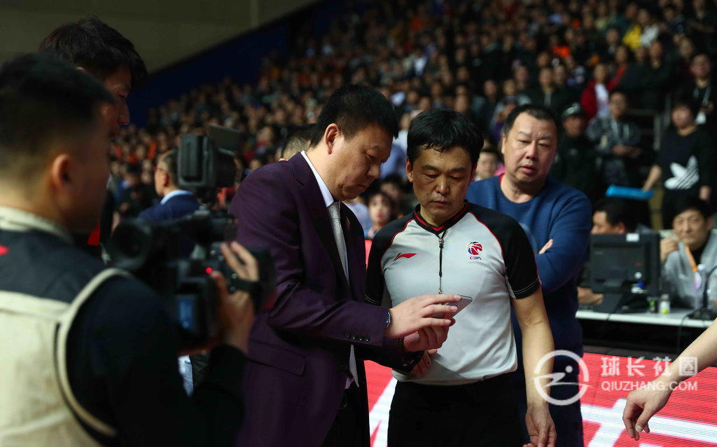 cba职业化之路,cba真正职业化赛季