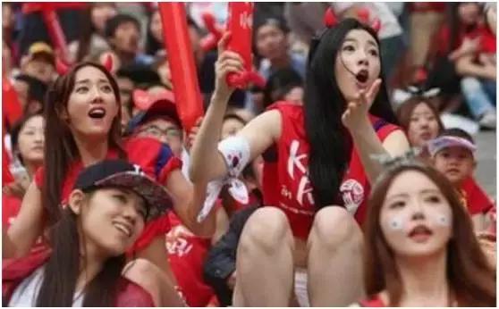 中韩足球对抗赛精彩时刻,最新中韩足球比赛