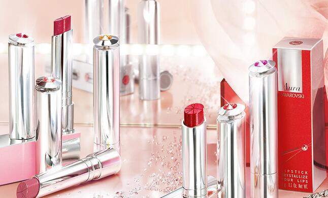 好看的精致的唇妆,特别饱满的嘴唇