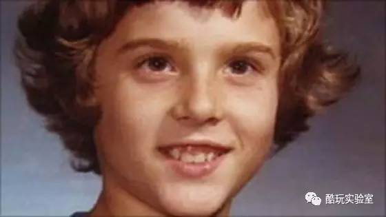 美国史上最惨无人道实验，双胞胎被迫性别重置，得知真相双双自杀