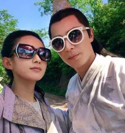 点解，人家戴墨镜那么好看，我戴就