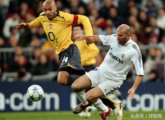 忆往昔峥嵘岁月朗读,忆往昔峥嵘岁月赏析