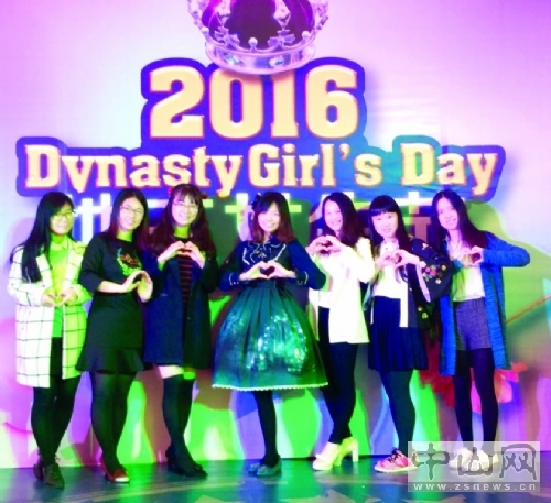 璋㈢惁,璋㈢惁钂嬮洴