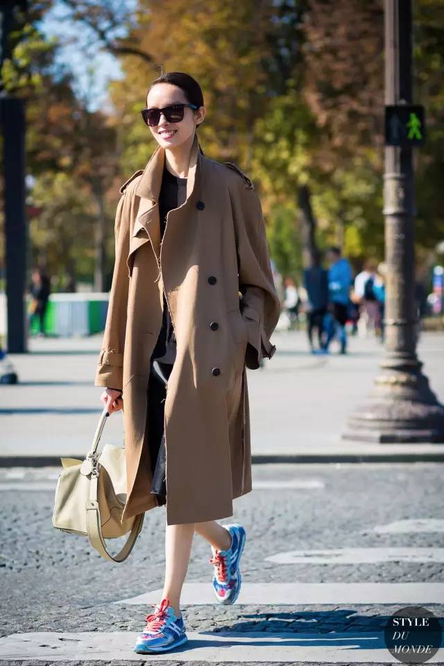 长风衣和短风衣穿搭对比,长风衣外套搭配