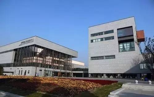 嘉定体育中心开放时间表,嘉定行政服务中心新址