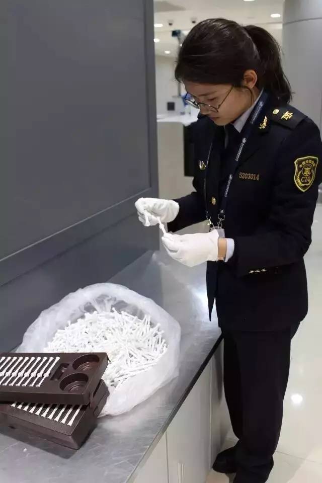 这批韩国崴货在贵阳被销毁事关很多人的健康