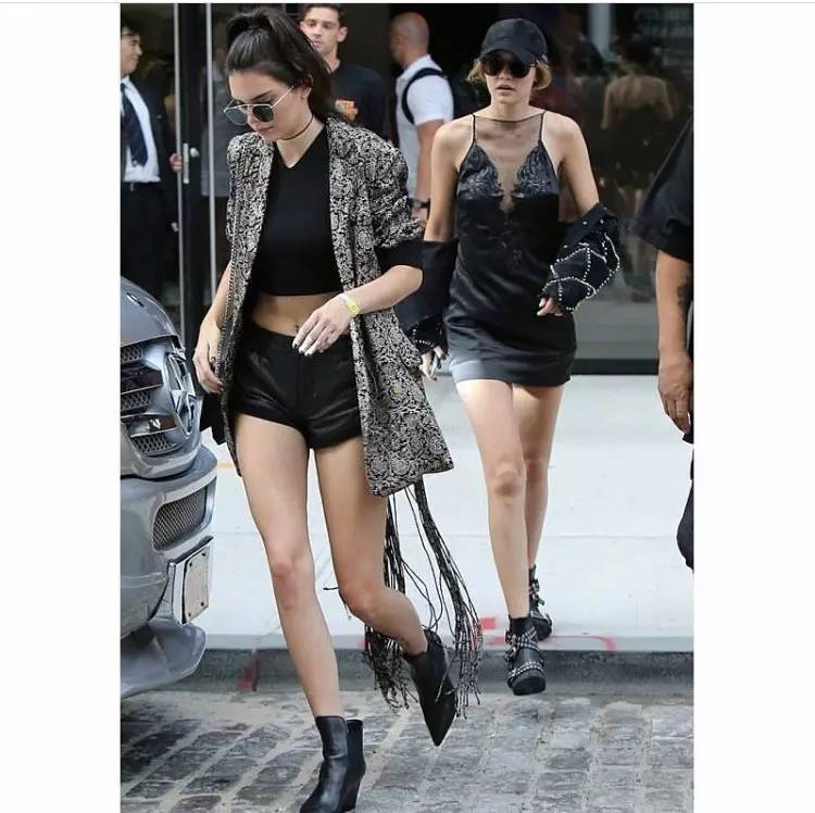 推荐几件好看又便宜的仙女裙,法式小众仙女裙粉红色20到30岁