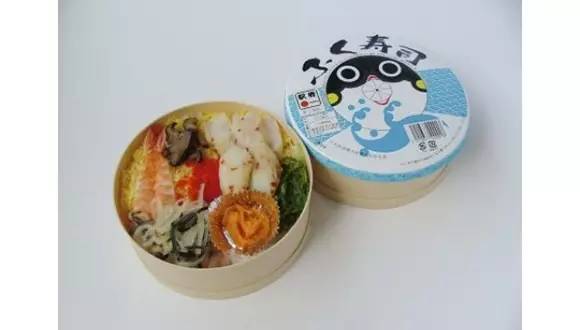 看了日本的火车餐食，你可能感觉吃了假的高铁盒饭