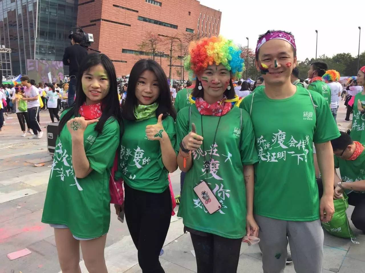 年轻就要这样疯！彩色跑广州站场面火爆，盛况空前！