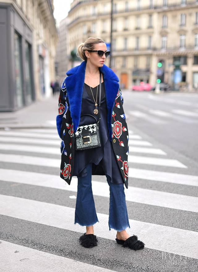 春天来了脚开始发痒了,春天来了脚板湿疼