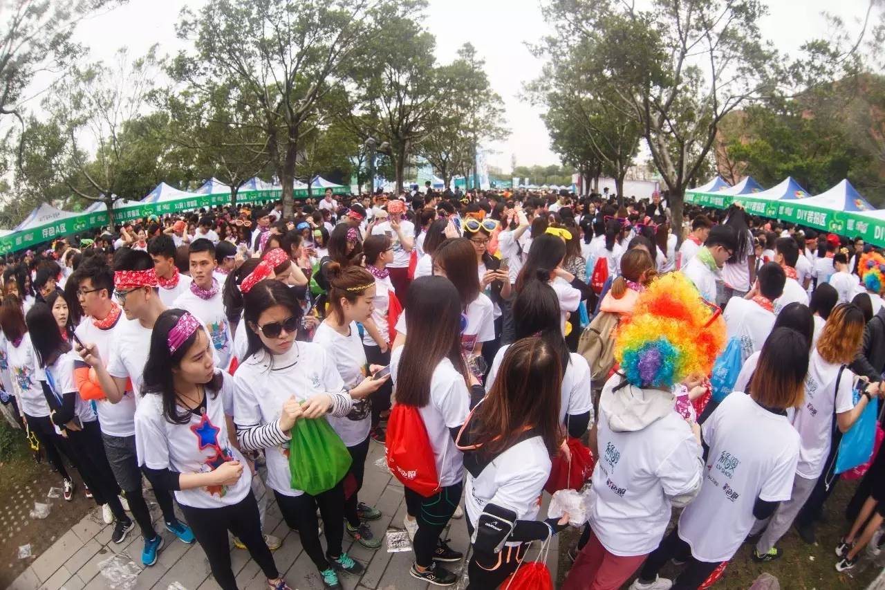 年轻就要这样疯！彩色跑广州站场面火爆，盛况空前！