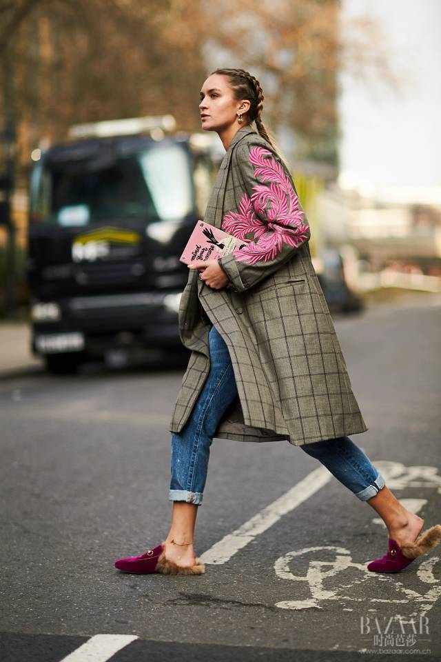 春天来了脚开始发痒了,春天来了脚板湿疼