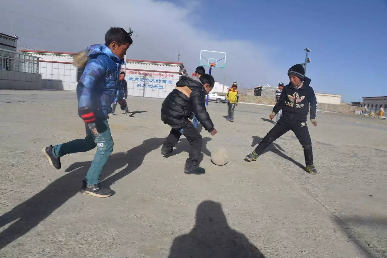 幸福！他们在“世界之巅”创造了新生活