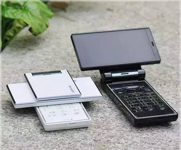 Esquiz70｜在网易云音乐写评论的都是孤独的人