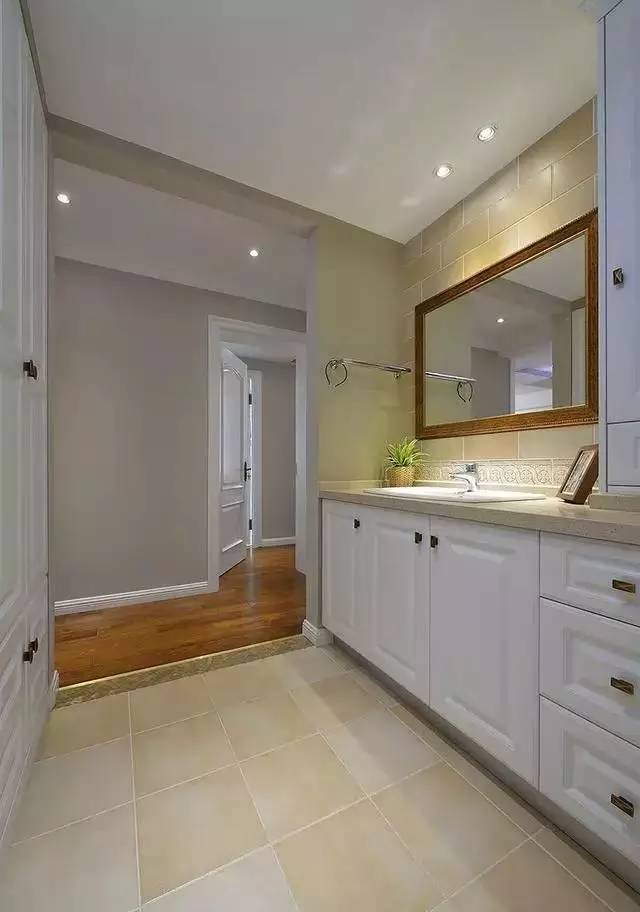 客厅没有电视背景墙的位置怎么办,电视背景墙不靠墙处理