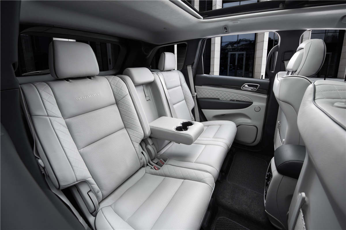 2022款jeep大切诺基海外试驾,试驾2018款jeep大切诺基