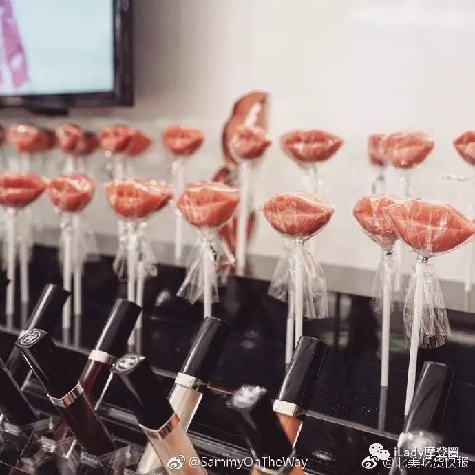 刚到Chanel咖啡店拔了草，这些品牌又搞新花样？！