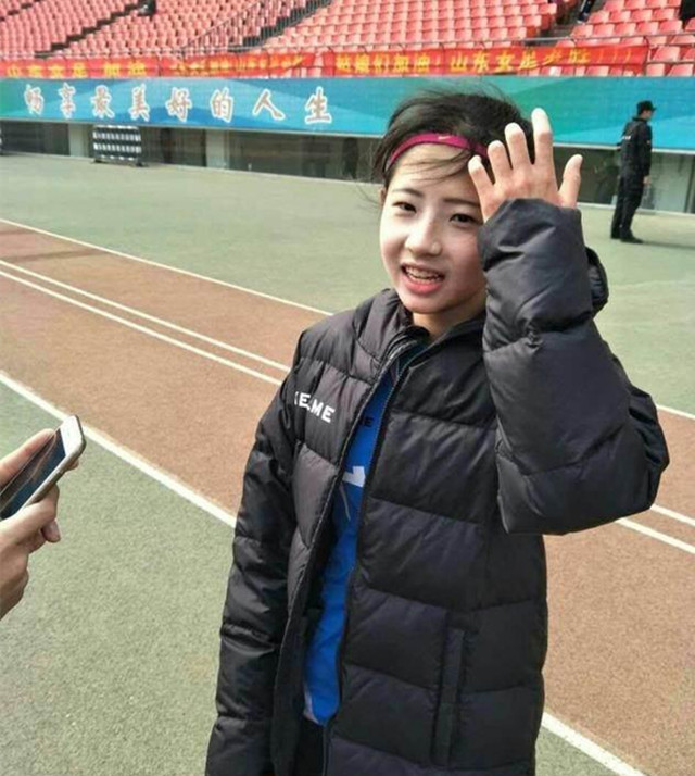 中国女足中的美女,中国女足高颜值女神