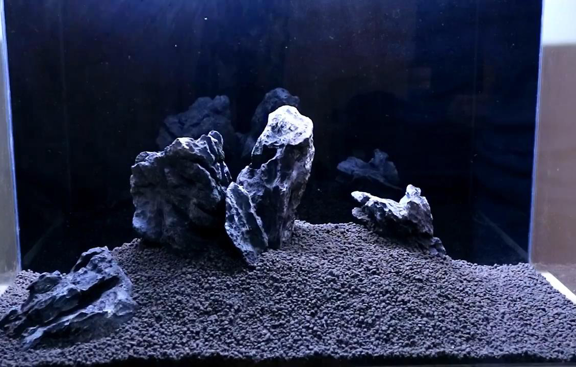 怎么会让水草泥不滑坡,水草泥防止滑坡