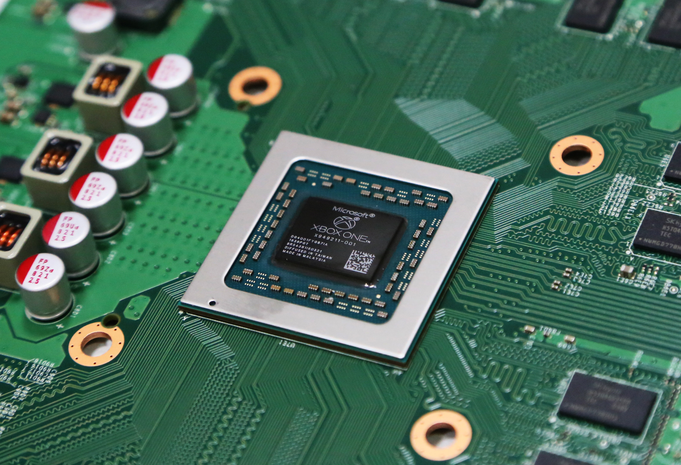 xboxones拆机没有撬棒,xboxones和x区别