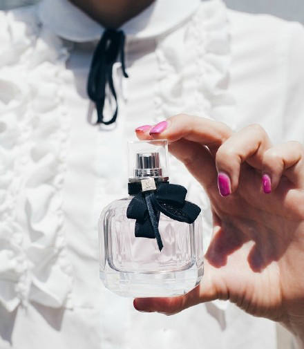 miumiu配色小香风,miumiu莹蓝女士香氛