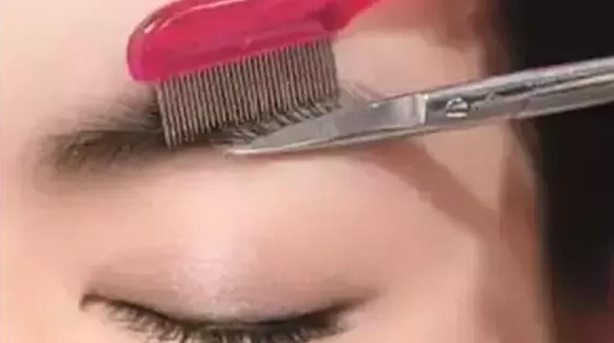 如果画不好眉毛就别为难自己了,觉得自己画的不好看