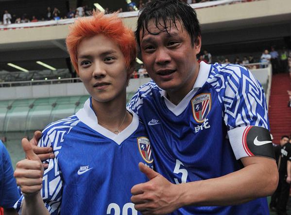 国足中韩长沙告捷,国足比赛张艺兴领唱