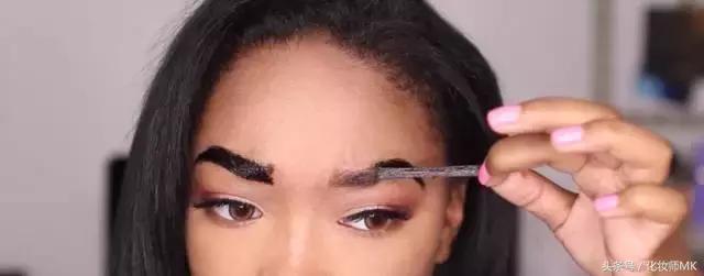 这些口红复古又高级,眼影口红推荐学生党